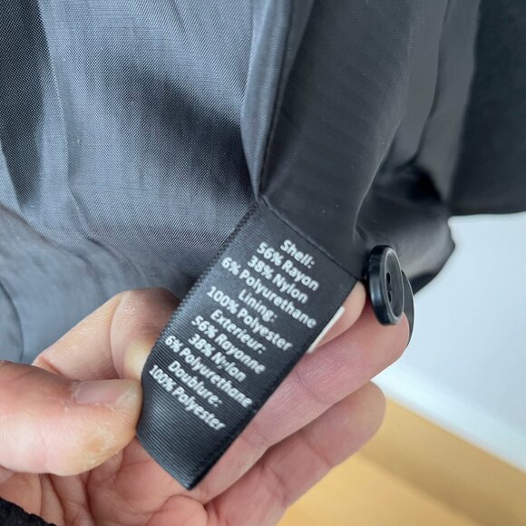 Elizabeth and James: Black blazer, , size 6 - Picture 9 of 9